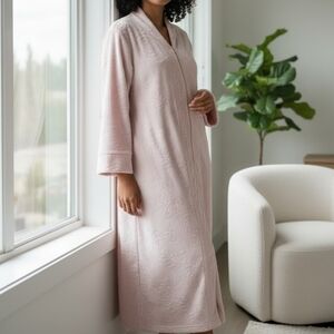 Adonna Full Lengh Full Zip  Pink Plush Robe with Pockets